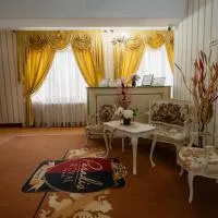 Hotel Grandoria，位于拉姆尼库沃尔恰的酒店
