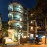 Sanctum Suites Indiranagar Bangalore，位于班加罗尔Indiranagar的酒店