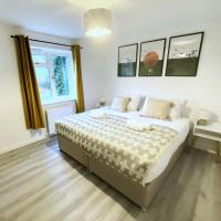 Home in Farnborough with Free Parking, Wifi & Netflix，位于法恩伯勒范堡罗机场 - FAB附近的酒店