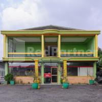 Homestay Hj Suharti Natar Lampung RedPartner，位于NegarasakaRadin Inten II Airport - TKG附近的酒店