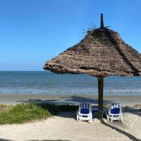 Barry's Beach Resort，位于Mkwaja的酒店