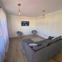 Cómoda casa nueva 3 D 2 B，位于拉塞雷纳佛罗里达机场 - LSC附近的酒店