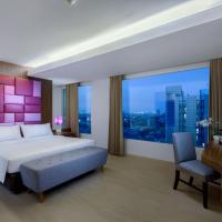 Quest Hotel Darmo - Surabaya by ASTON，位于泗水Tegalsari的酒店
