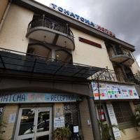 TCHATCHA HOTEL，位于雅温得Yaoundé Ville Airport - YAO附近的酒店