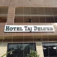 HOTEL TAJ DELUXE, Agra，位于阿格拉Rakabganj的酒店