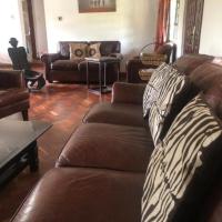 Luxury Retreat in Karen Suburb, Nairobi，位于内罗毕Karen的酒店