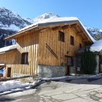 CHALET ALISTELLE - 10 à 12 personnes - TIGNES LES BREVIERES，位于蒂涅Les Brevieres的酒店