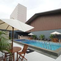 Sentral Cawang Hotel，位于雅加达哈利姆·珀达纳库苏马机场 - HLP附近的酒店