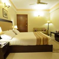 Pak Continental Hotel，位于巴哈瓦尔布尔Bahawalpur Airport - BHV附近的酒店