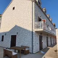 Apartmani Pjevalo-Mljet，位于波拉斯的酒店