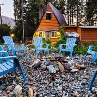 Douglas Island A-frame Cabin in the Woods，位于朱诺朱诺国际机场 - JNU附近的酒店