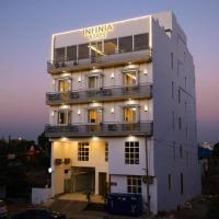 Infinia Stays - A Luxury Boutique Hotel，位于乌代浦的酒店