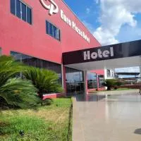 Euro Plaza Hotel - Próximo ao Aeroporto de Goiânia, Santa Genoveva，位于戈亚尼亚的酒店