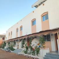 Al Deira Dahab Hotel，位于达哈布的酒店