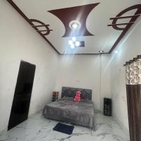 Grewal homestay，位于贾朗达尔Adampur Airport - AIP附近的酒店