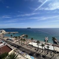 Sea View Bellamare next Palais Festival，位于戛纳的酒店