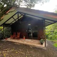 Casa Colibrí,位于Tilarán的酒店