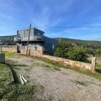 Traditional forest villa，位于Aïn es Srhir的酒店