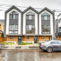 Modern Seattle Townhome Walk to Light Rail!，位于西雅图波音场/国王郡国际机场 - BFI附近的酒店