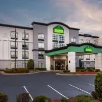 夏洛特康科德米尔斯/高速公路温德姆集团温盖特酒店，位于Harrisburg的酒店
