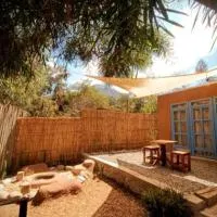 Borde rio, Eco-Cabaña Jararankhu，位于维库尼亚的酒店