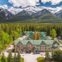 Banff National Park Wood lodge，位于坎莫尔Harvie Heights的酒店