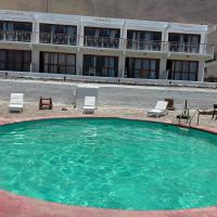 Hotel Josefina，位于Alto Hospicio阿拉塞纳圣地亚哥国际机场 - IQQ附近的酒店
