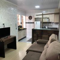 Casa com AR COND. em todos os comodos mobiliada，位于卡斯卡韦尔Adalberto Mendes da Silva Airport - CAC附近的酒店