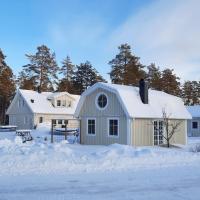 Charmigt hus och mysigt boende!，位于胡迪克斯瓦尔Hudiksvall Airport - HUV附近的酒店