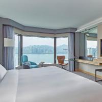 千禧新世界香港酒店，位于香港尖沙咀的酒店