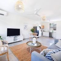 Botanica Trio - Best Nightcliff Residence for Groups，位于Nightcliff速溪的酒店