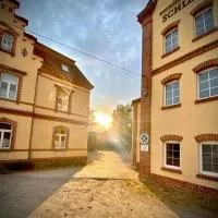 Hotel zur Schlossmühle，位于博尔纳的酒店