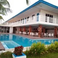 Brizo Hotel and Beach Resort Bataan，位于莫龙的酒店