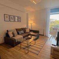 Pentelis Cozy 58sqm apt in Paleo Faliro，位于雅典帕拉约法利罗的酒店