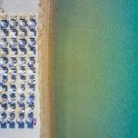 Platy Beach Hotel，位于普拉蒂的酒店