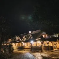塔贝斯卡客栈，位于Kolesin绿山城机场 - IEG附近的酒店