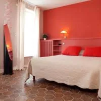 Hotel du Saumon, Verneuil sur Avre，位于阿夫尔和伊通韦尔讷伊的酒店