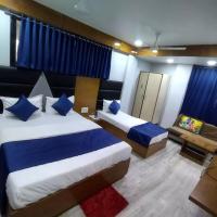 HOTEL SHREE RADHE，位于艾哈迈达巴德Maninagar的酒店