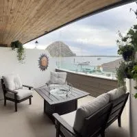 HarborWalk Inn，位于莫罗贝的酒店