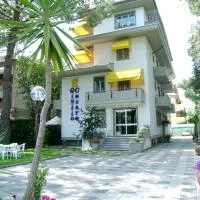 凯撒大帝酒店,位于钦克亚勒的酒店