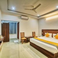 HOTEL VISA INN NEAR KEMPEGOWDA AIRPORT，位于班加罗尔Kempegowda International Airport - BLR附近的酒店