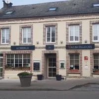Logis Hôtel Restaurant Auberge du Valburgeois,位于Sainte-Gauburge-Sainte-Colombe的酒店
