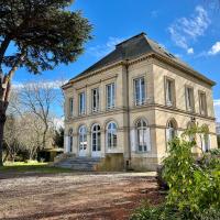 Superbe Maison de maître 10 chambres 300 m2 Caen，位于奥登河畔的布雷特维尔卡昂-卡匹克机场 - CFR附近的酒店