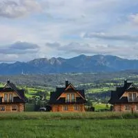 Alpine Chalet with Jacuzzi and Sauna，位于Czerwienne的酒店