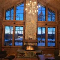 Idre Mountain Lodge with Sauna by Golf course，位于伊德勒的酒店