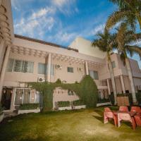 VIP House Peshawar，位于白沙瓦巴查·汗国际机场 - PEW附近的酒店