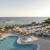 King Jason Protaras - Designed for Adults by Louis Hotels，位于普罗塔拉斯的酒店