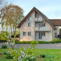 Ferienwohnung am Tuniberg，位于穆金根的酒店