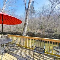 Cleveland Home with South Saluda Fishing Access，位于Cleveland的酒店