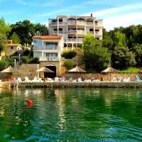Hotel Lucija，位于珀塞达耶的酒店